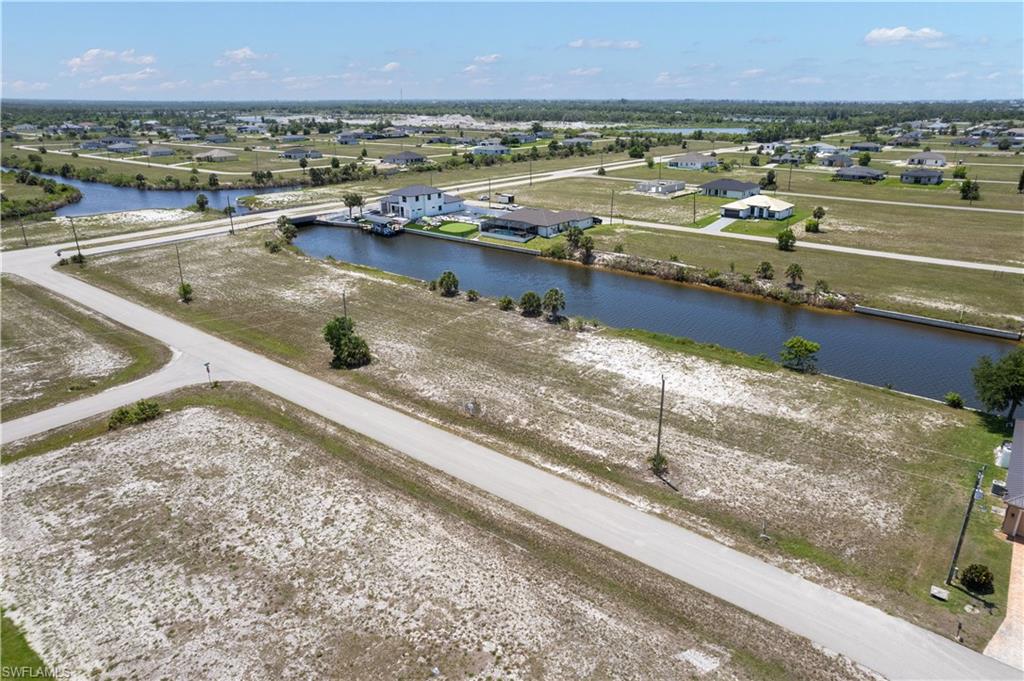 CAPE CORAL - Land