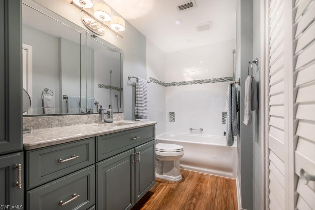 SEVEN LAKES - Residential