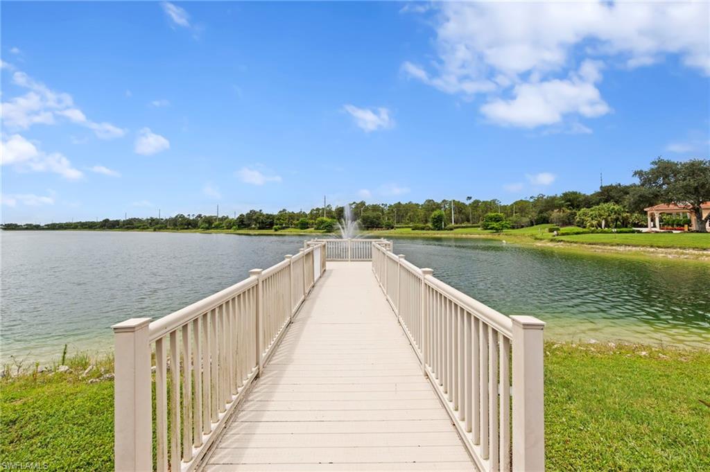 WATERWAYS OF NAPLES - Residential