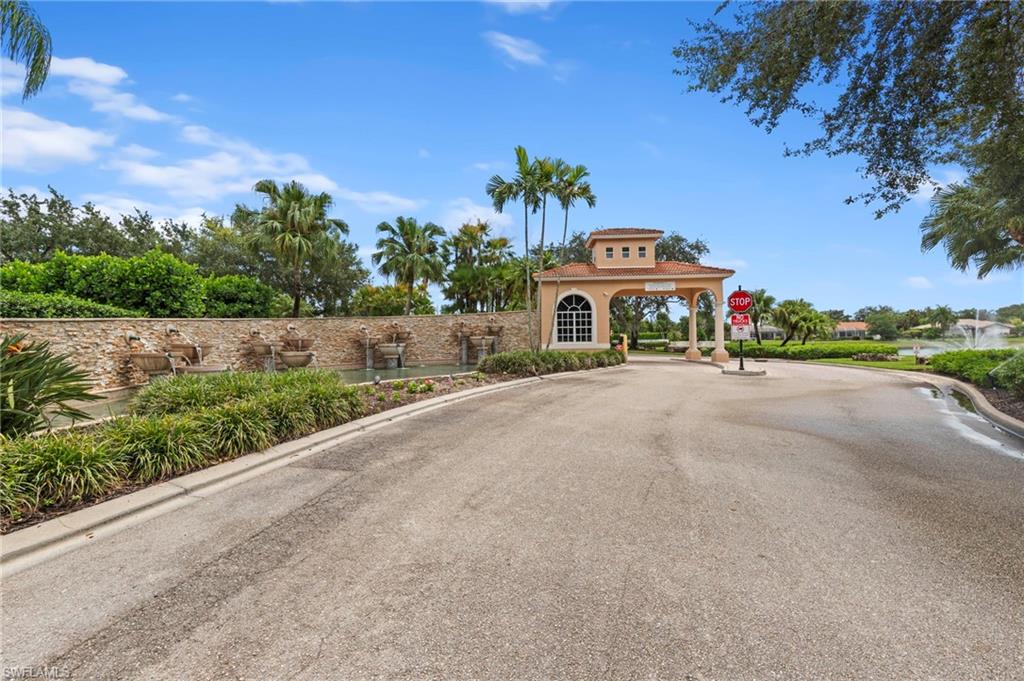 WATERWAYS OF NAPLES - Residential