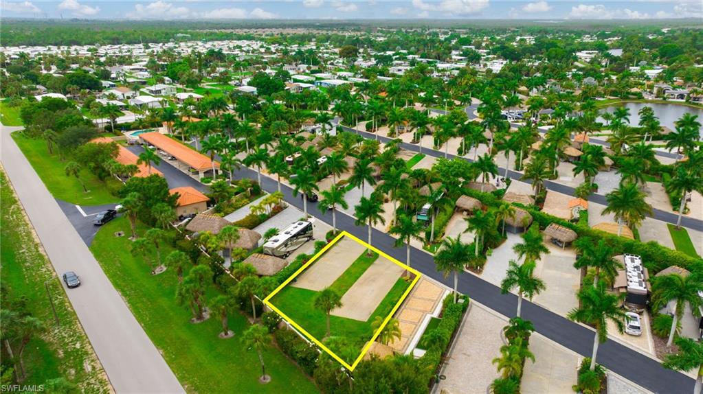 NAPLES MOTORCOACH RESORT - Land