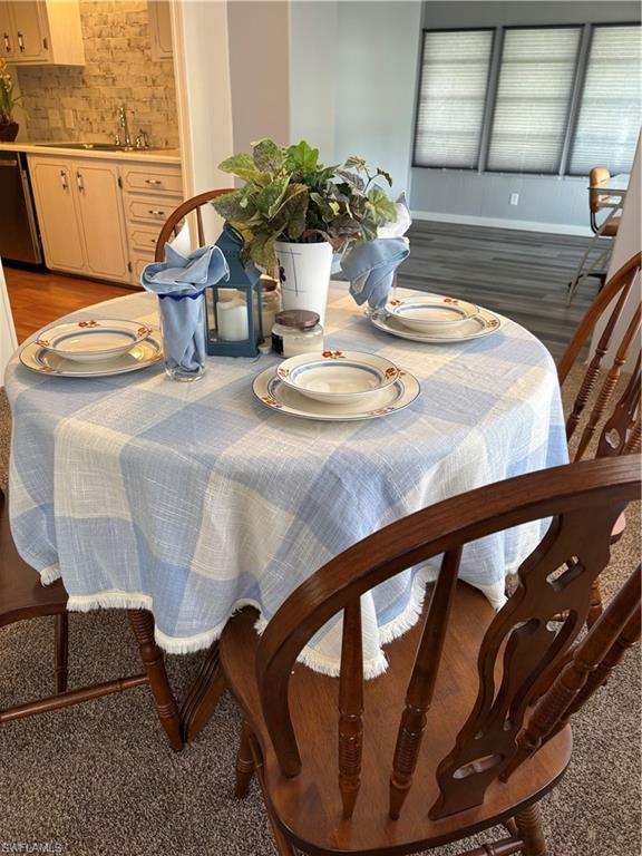 FOREST PARK MOBILE HOME - Residential