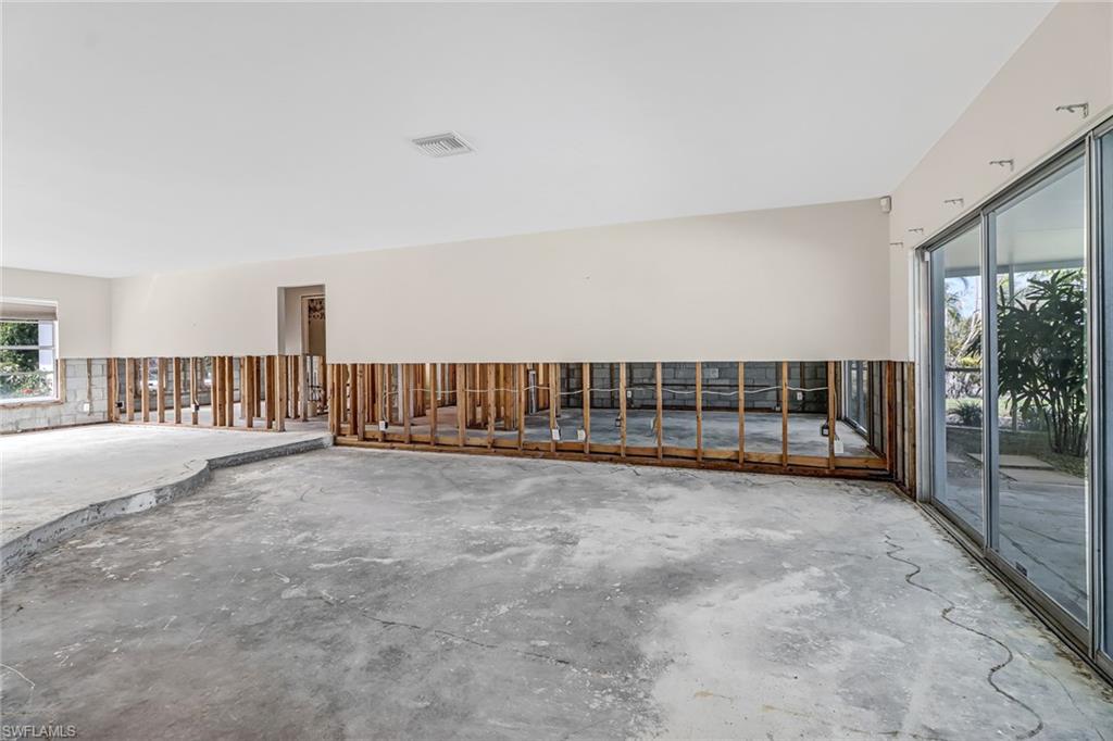 PARK SHORE - Residential