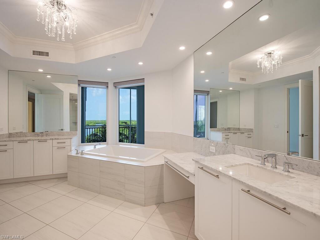 AQUA - Residential