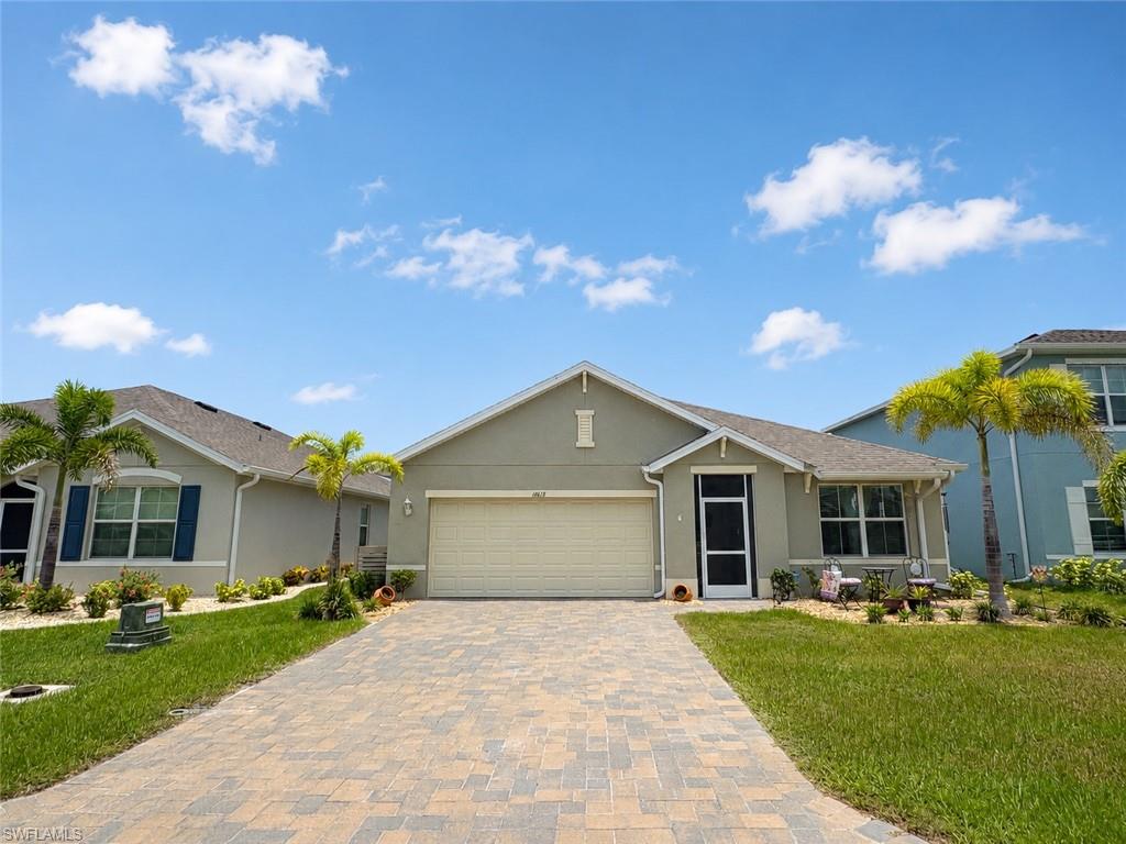 CORAL BAY - Residential