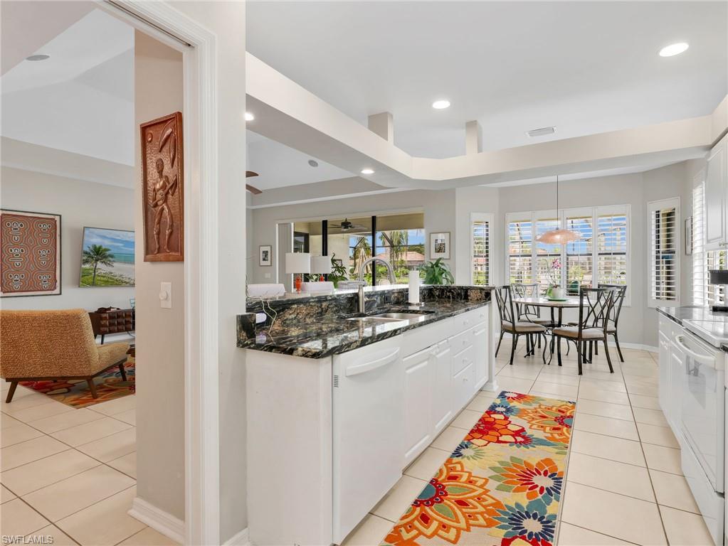 LONGSHORE LAKE - Residential