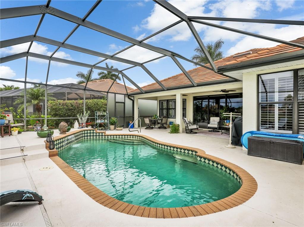 LONGSHORE LAKE - Residential