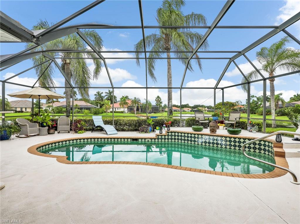 LONGSHORE LAKE - Residential