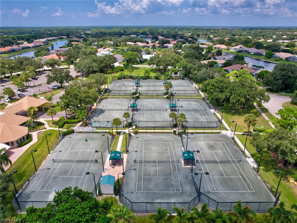 LONGSHORE LAKE - Residential
