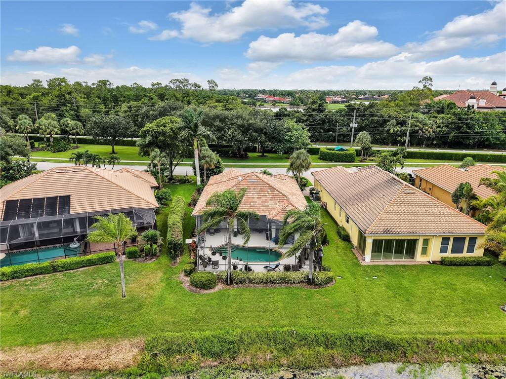 LONGSHORE LAKE - Residential