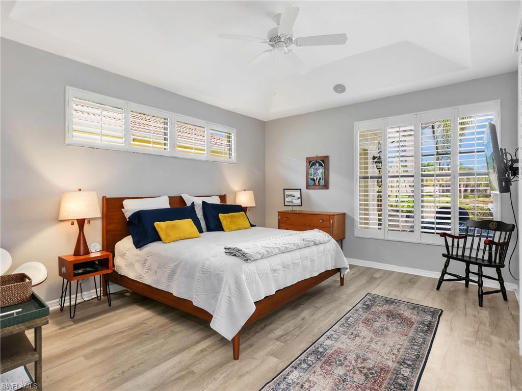 LONGSHORE LAKE - Residential