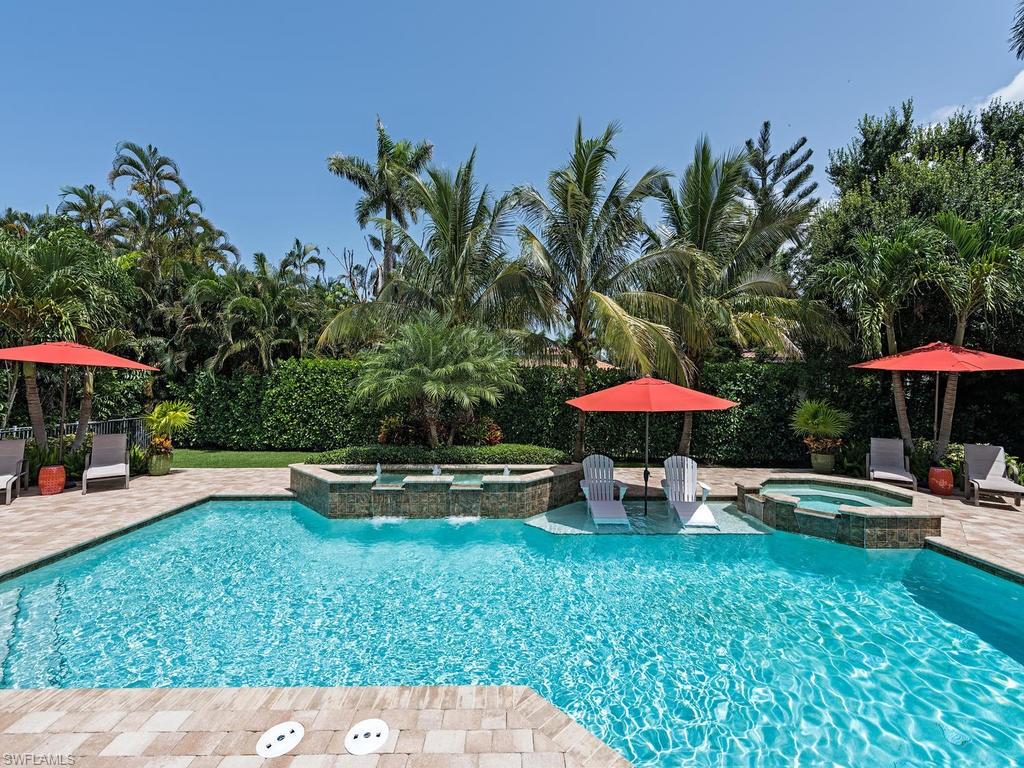 MOORINGS - Residential