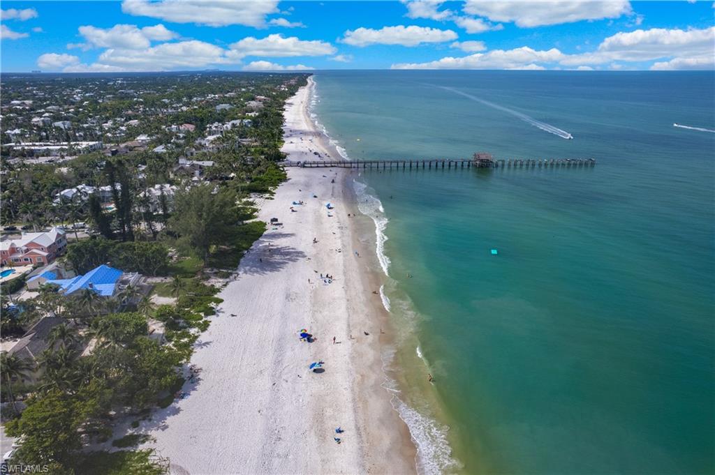NAPLES MARINA VILLAS - Residential