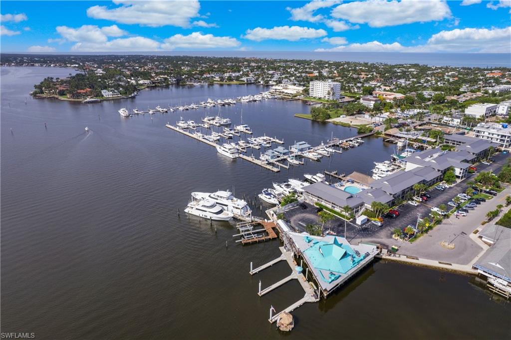 NAPLES MARINA VILLAS - Residential