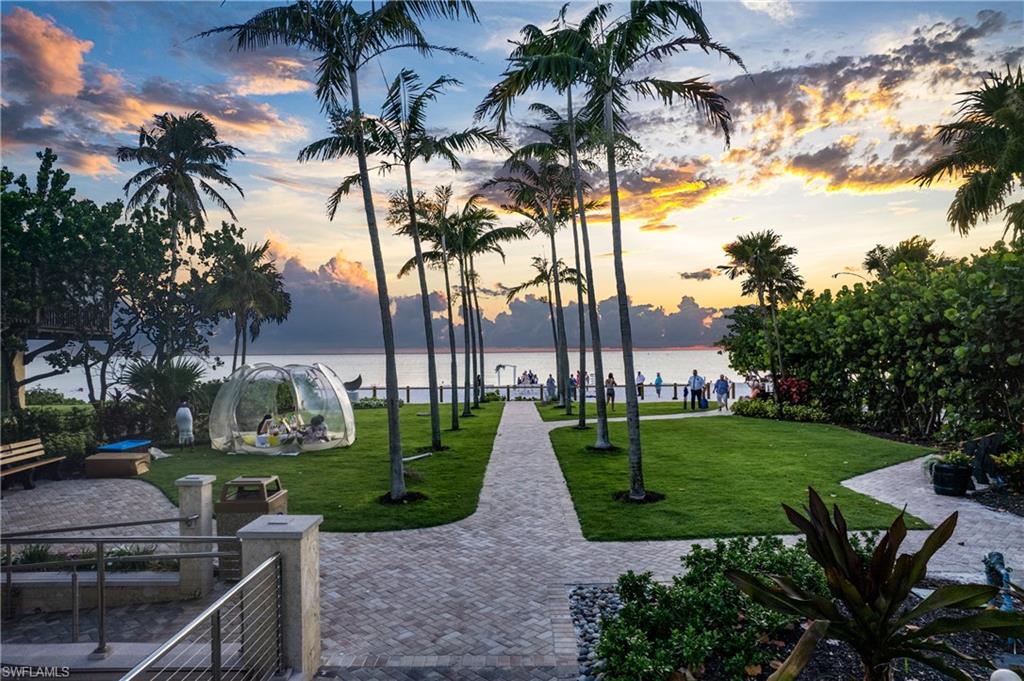 NAPLES MARINA VILLAS - Residential