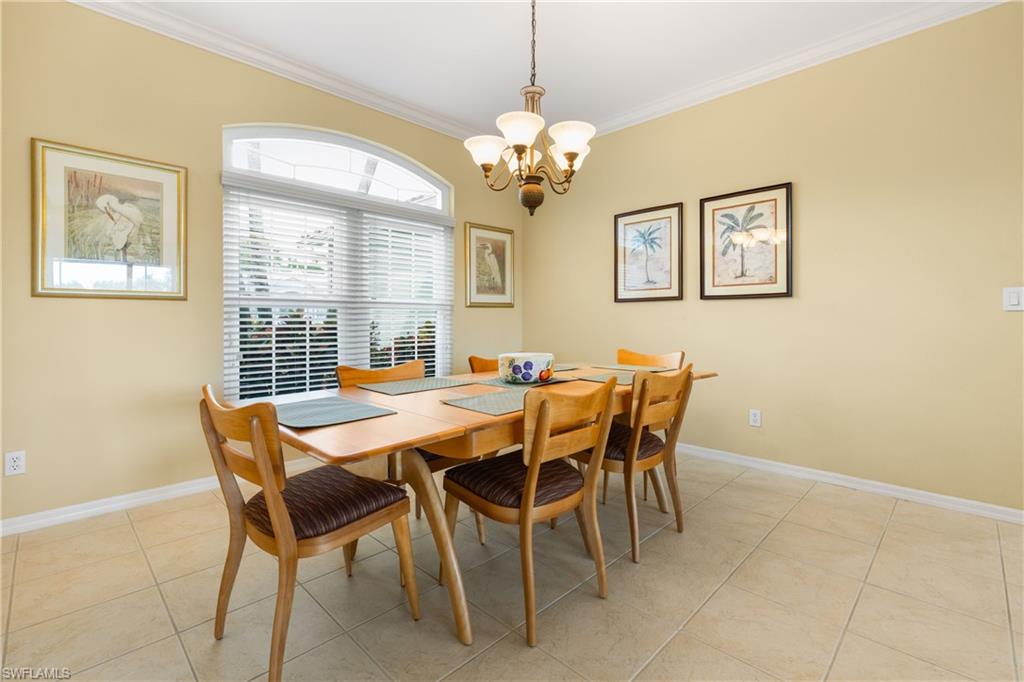 COLONIAL POINTE - Residential