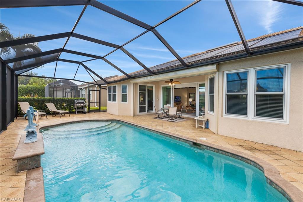 COLONIAL POINTE - Residential