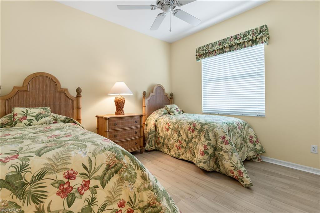 COLONIAL POINTE - Residential