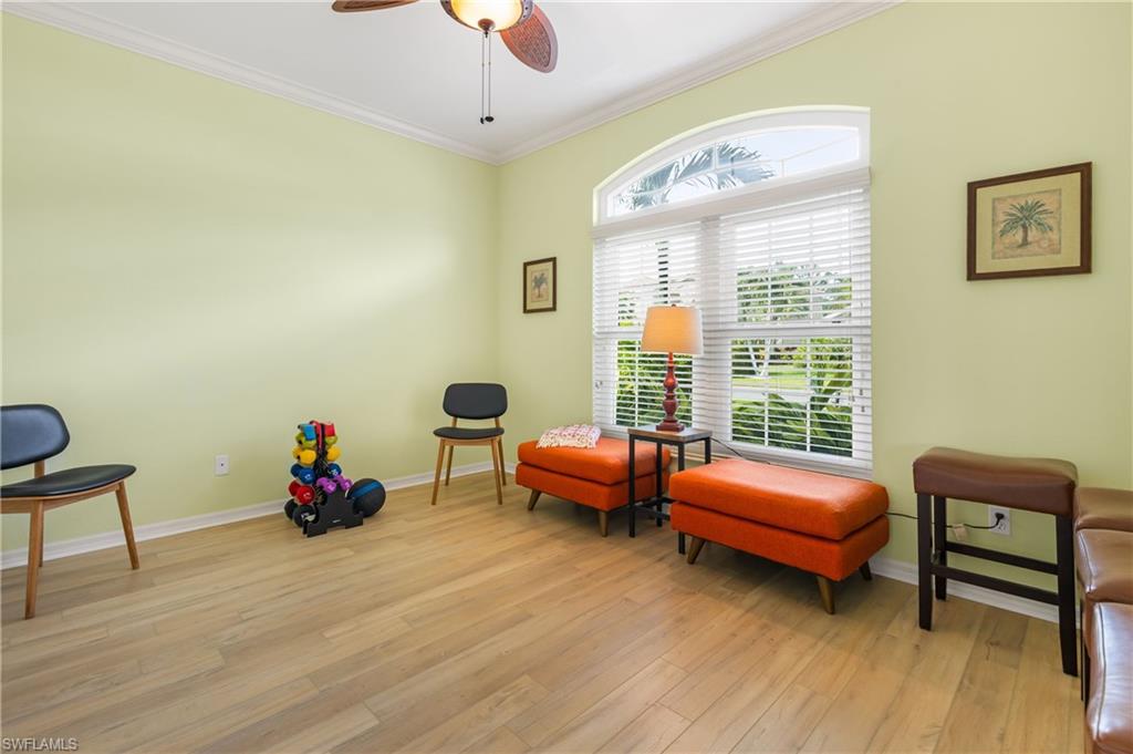COLONIAL POINTE - Residential