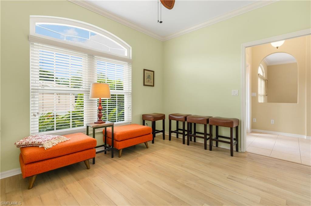 COLONIAL POINTE - Residential