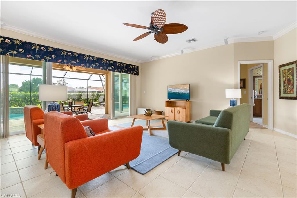 COLONIAL POINTE - Residential