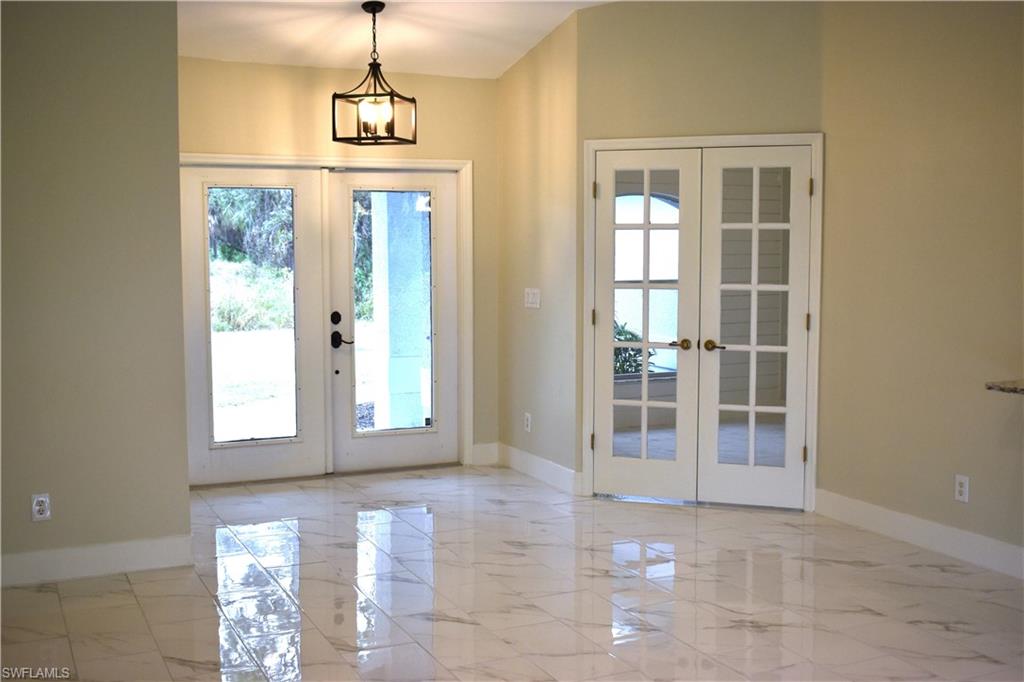 PORT CHARLOTTE - Residential