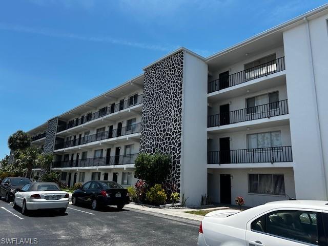 CAPEWAY CONDO - Residential