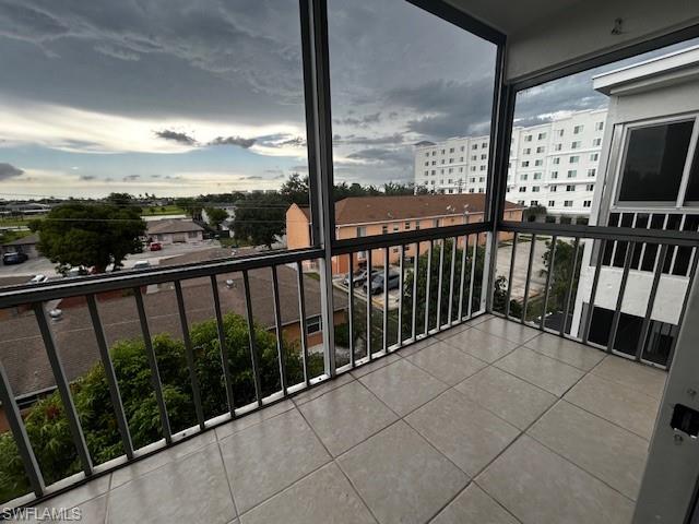 CAPEWAY CONDO - Residential