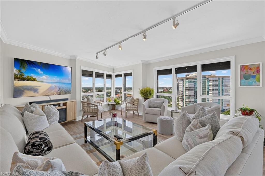 SOLAMAR - Residential Lease