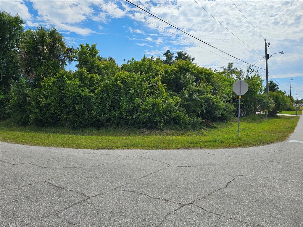 Come build your slice of Paradise on ths corner lot.