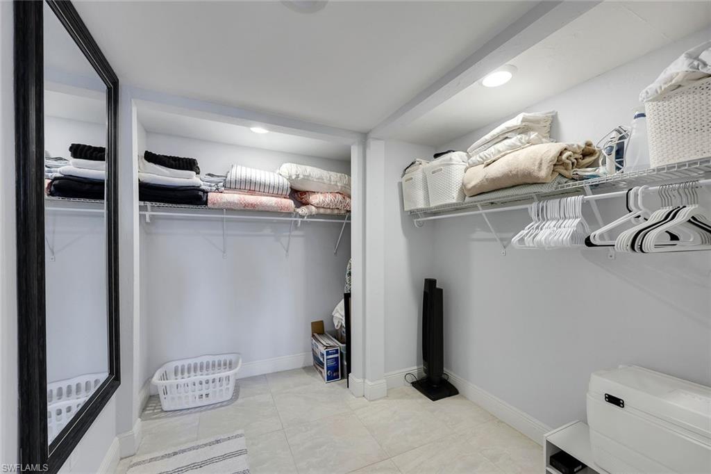 FLORENTINE GARDENS - Residential