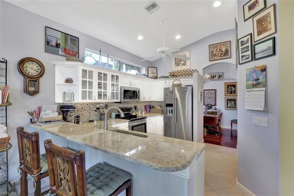IBIS COVE - Residential