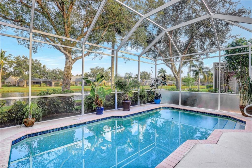 IBIS COVE - Residential