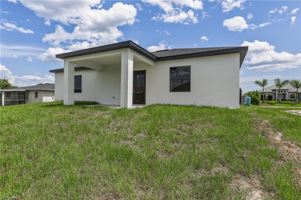 LEHIGH ACRES - Residential