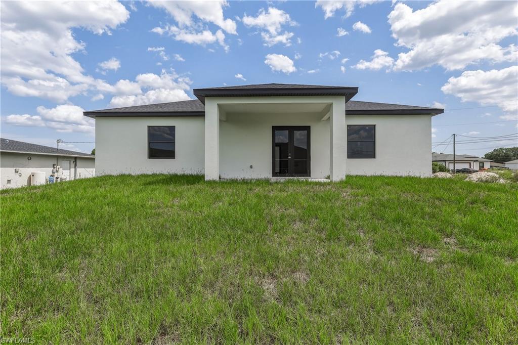 LEHIGH ACRES - Residential