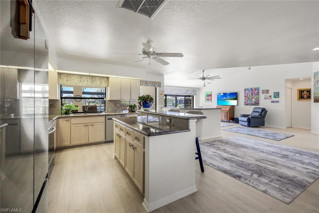 CAPE CORAL - Residential Lease