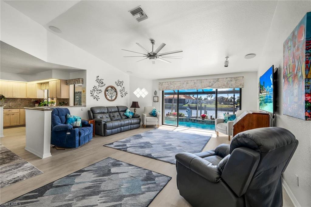 CAPE CORAL - Residential Lease