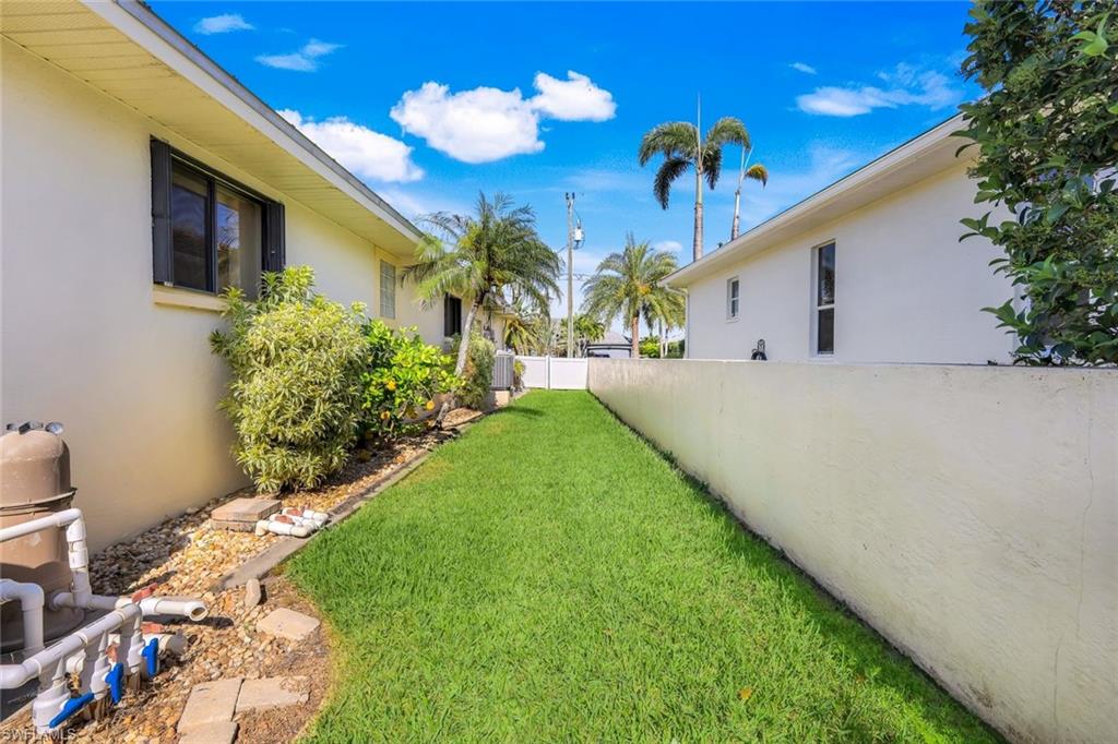 CAPE CORAL - Residential Lease
