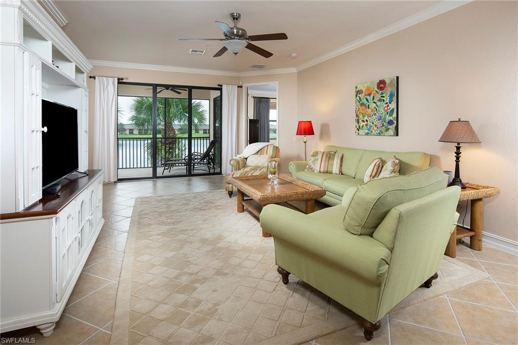 COACH HOMES AT HERITAGE BAY - Residential
