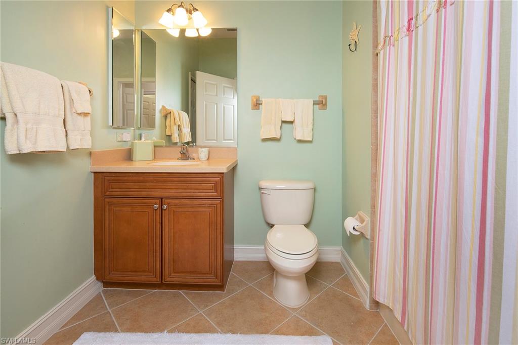 COACH HOMES AT HERITAGE BAY - Residential