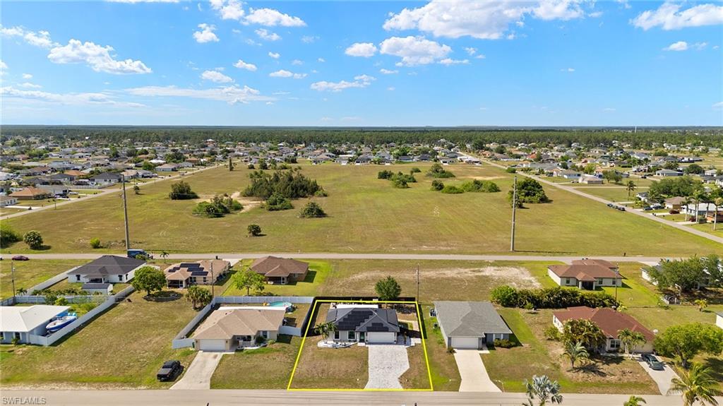 CAPE CORAL - Residential