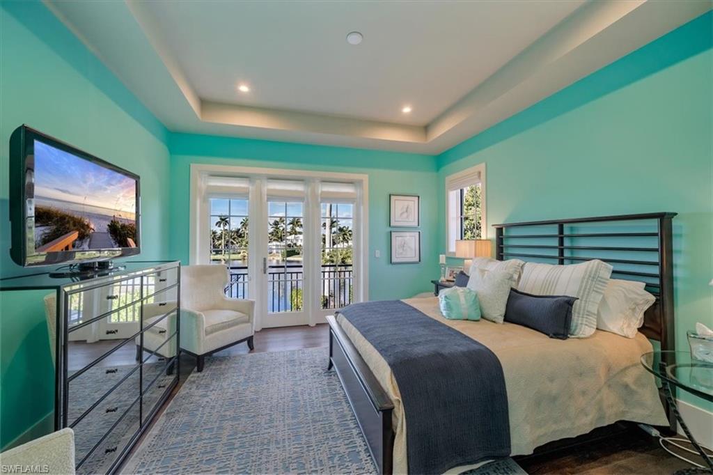 OLDE NAPLES - Residential