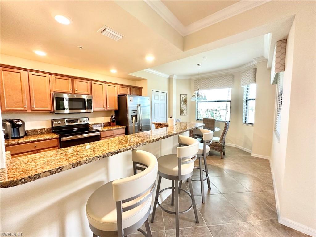BONITA NATIONAL GOLF AND COUNTRY CLUB - Residential Lease