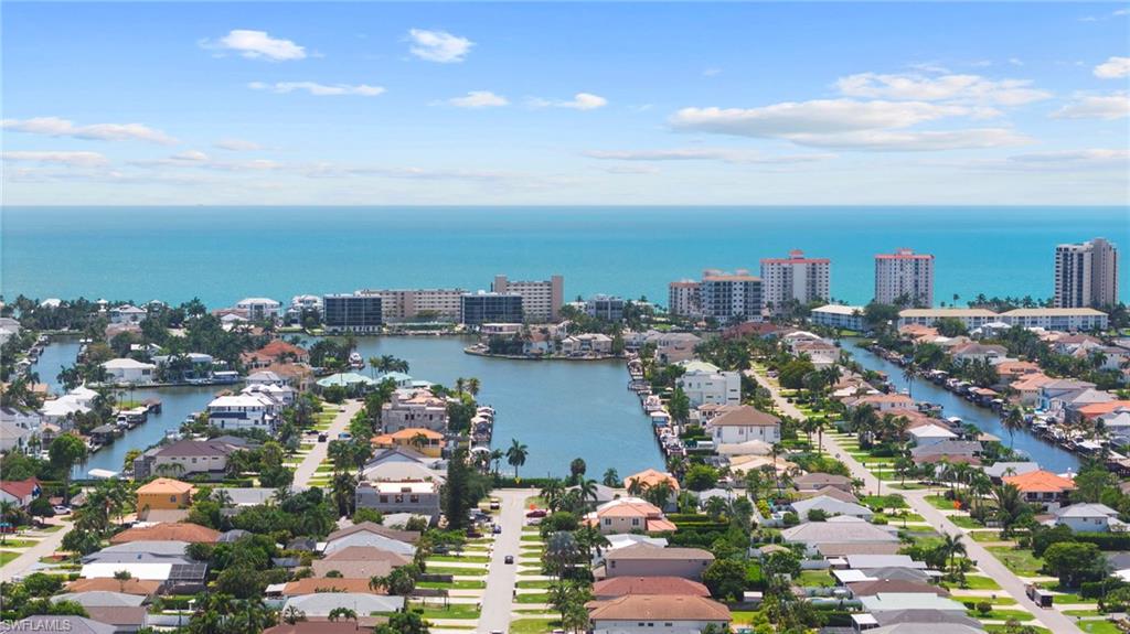 NAPLES PARK - Residential