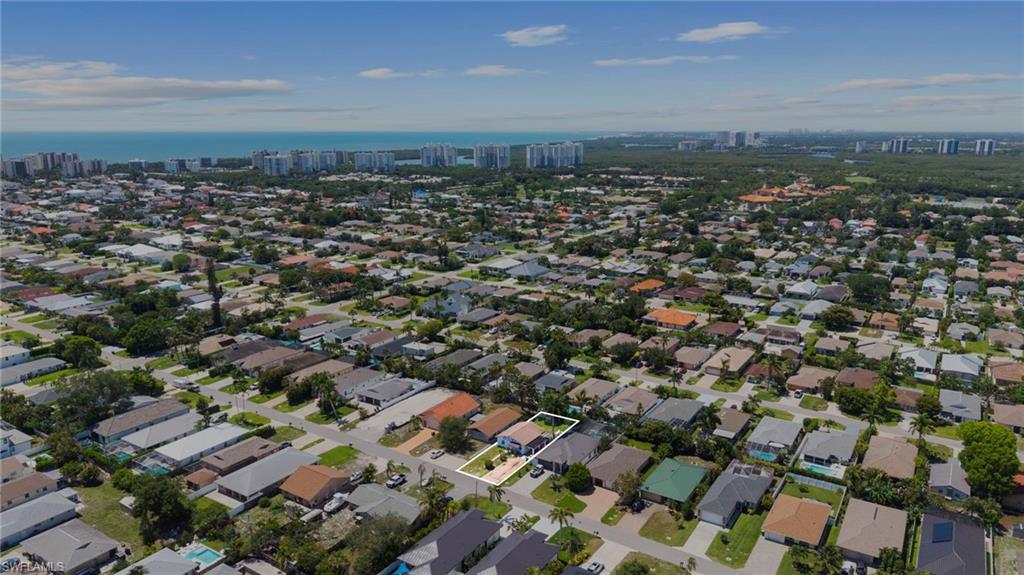 NAPLES PARK - Residential