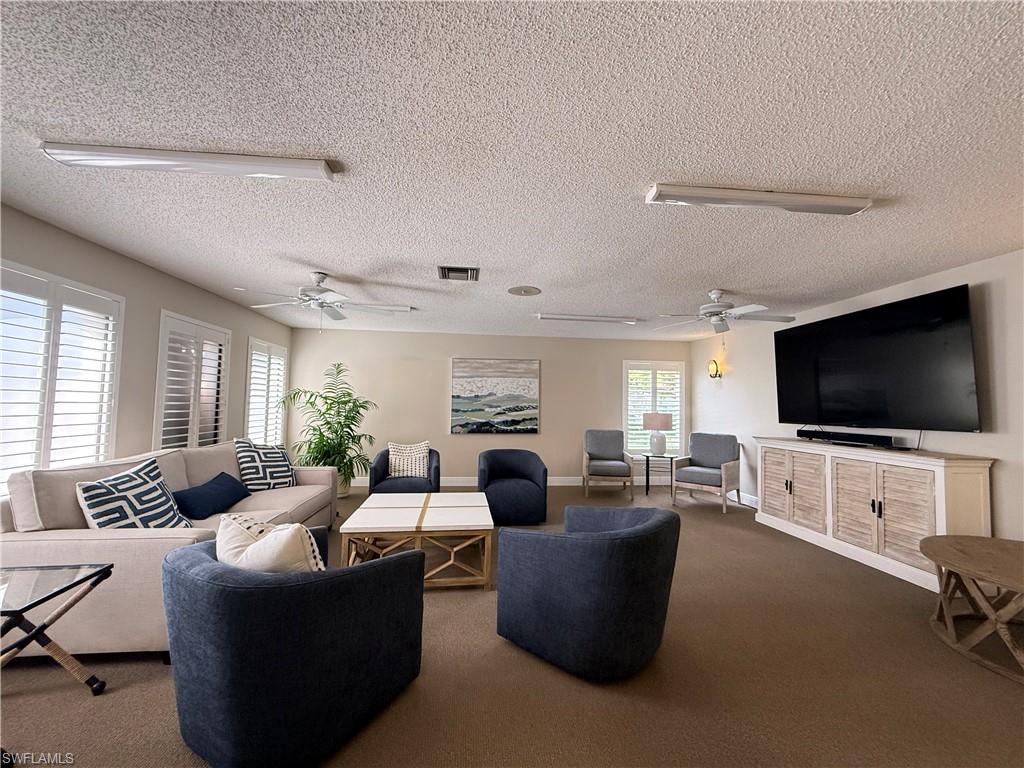 FOREST LAKES - Residential