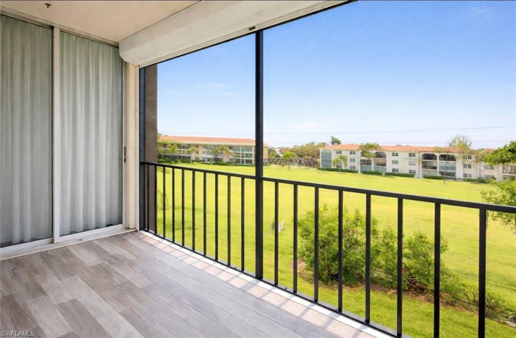FOREST LAKES - Residential
