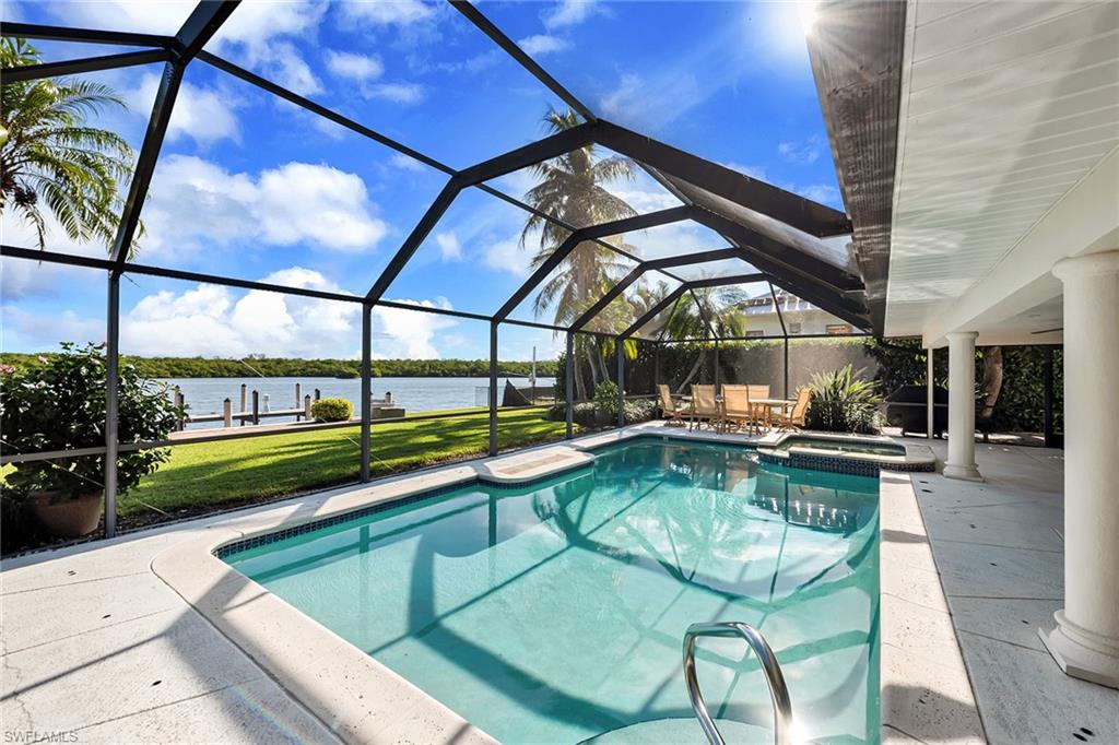 ROYAL HARBOR - Residential