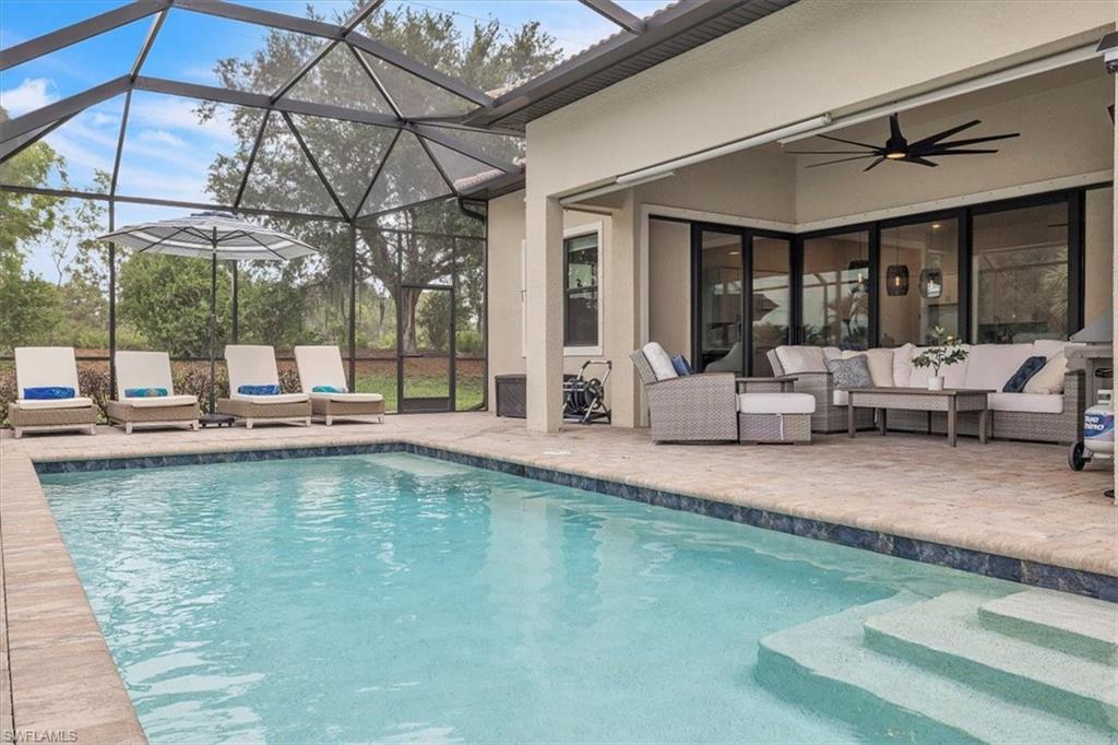 COUNTRY CLUB - Residential