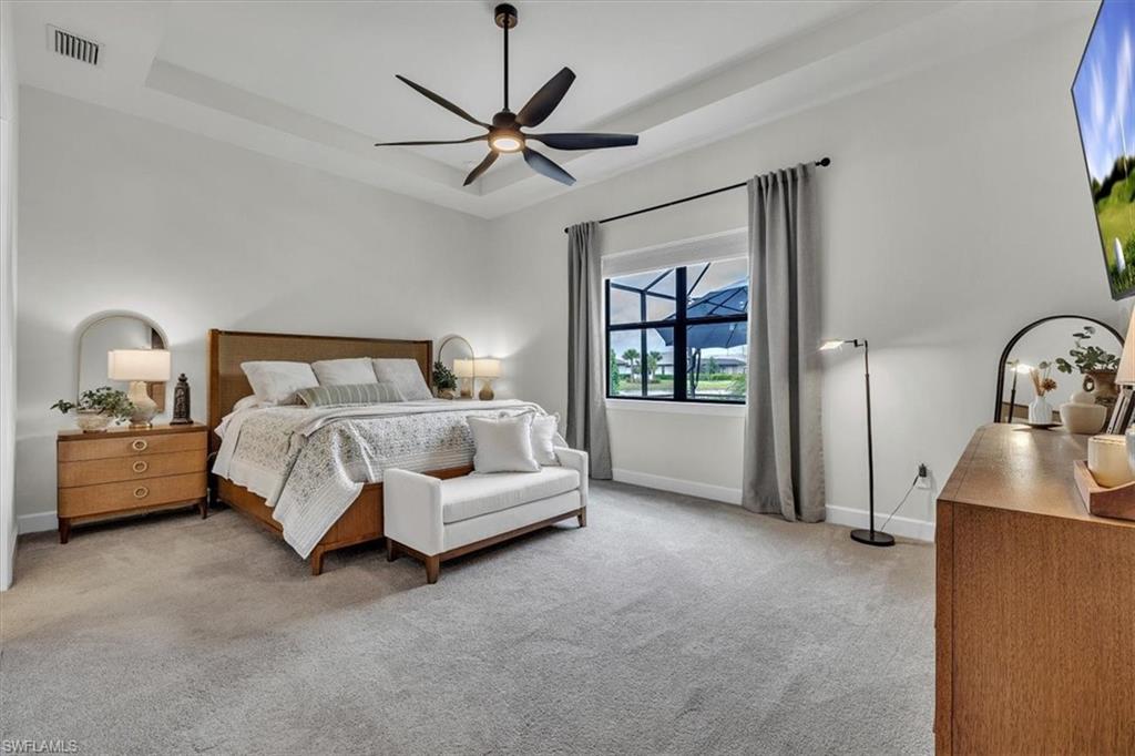 COUNTRY CLUB - Residential